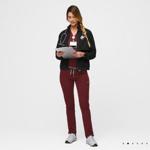 Burgundy figs pants